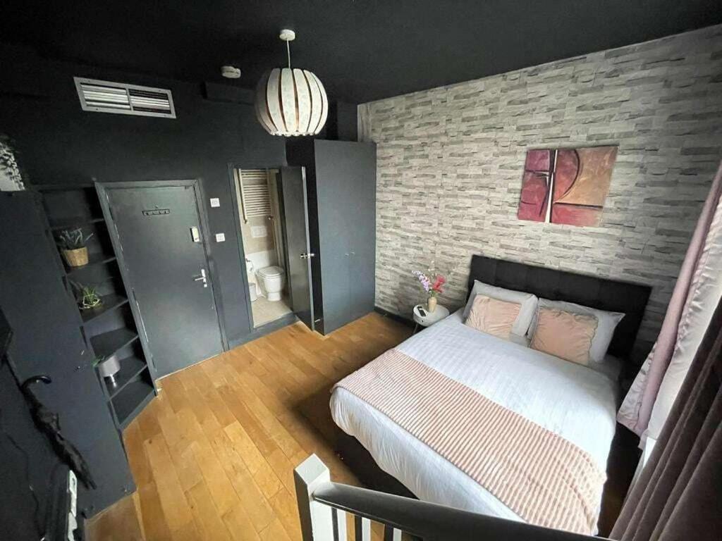 Portobello Road Artistic Studios 'Budget' ロンドン 部屋 写真