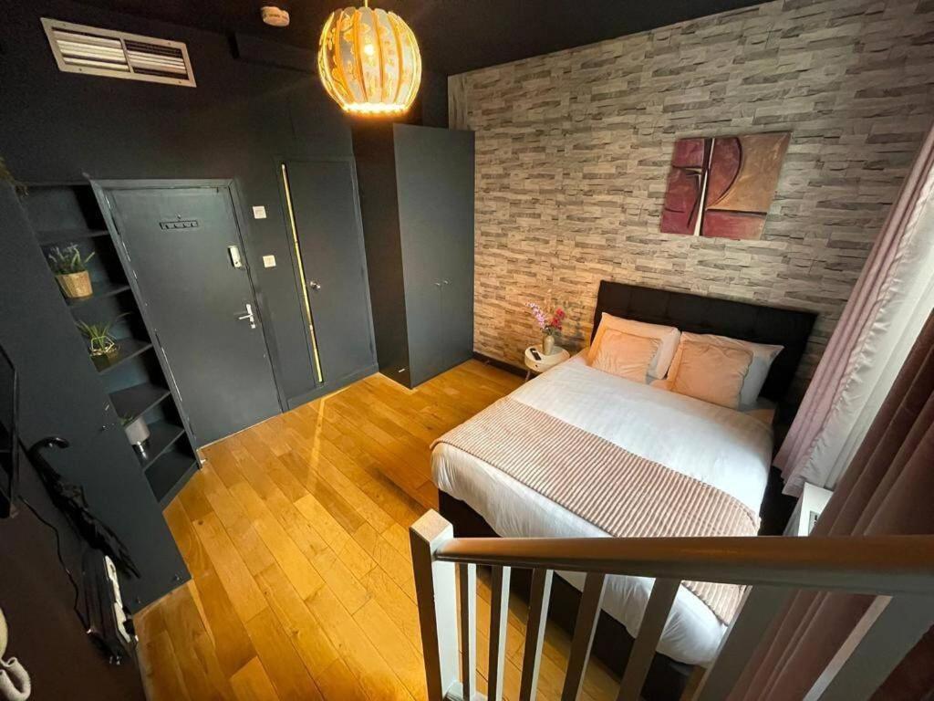 Portobello Road Artistic Studios 'Budget' ロンドン 部屋 写真