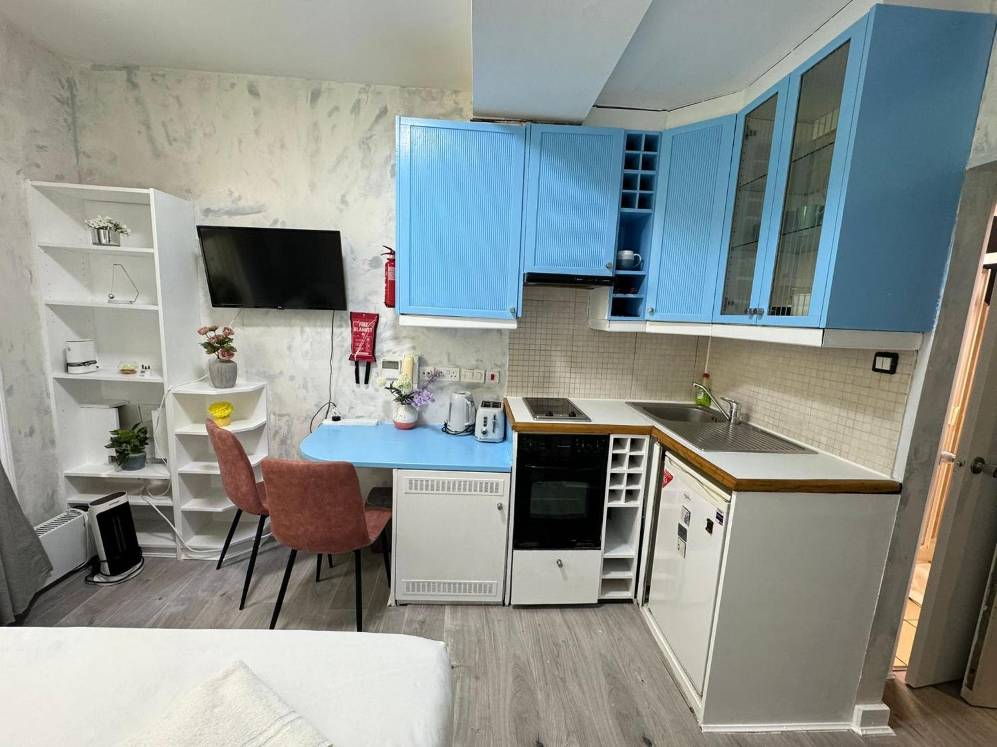 Portobello Road Artistic Studios 'Budget' ロンドン 部屋 写真
