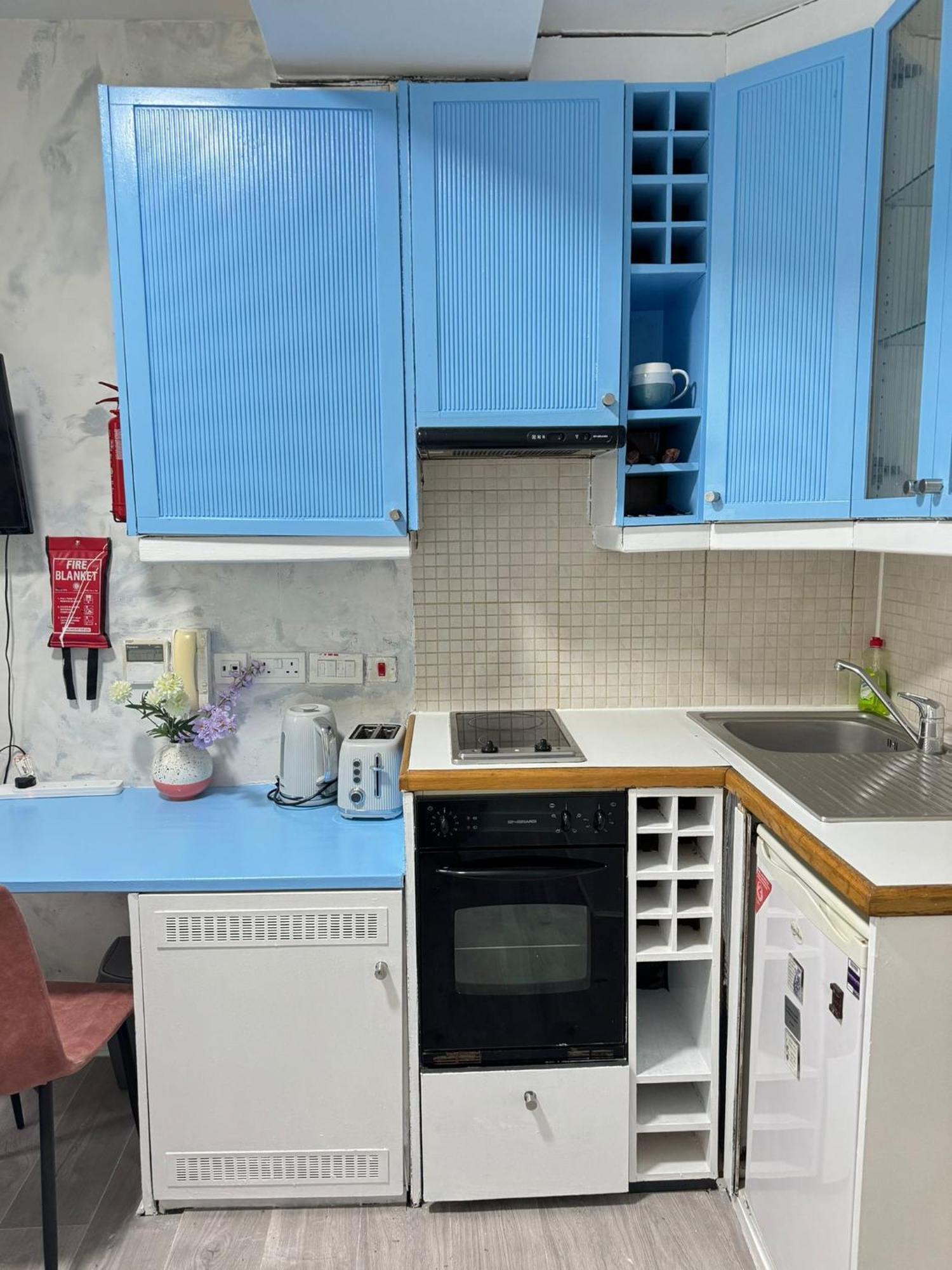 Portobello Road Artistic Studios 'Budget' ロンドン 部屋 写真