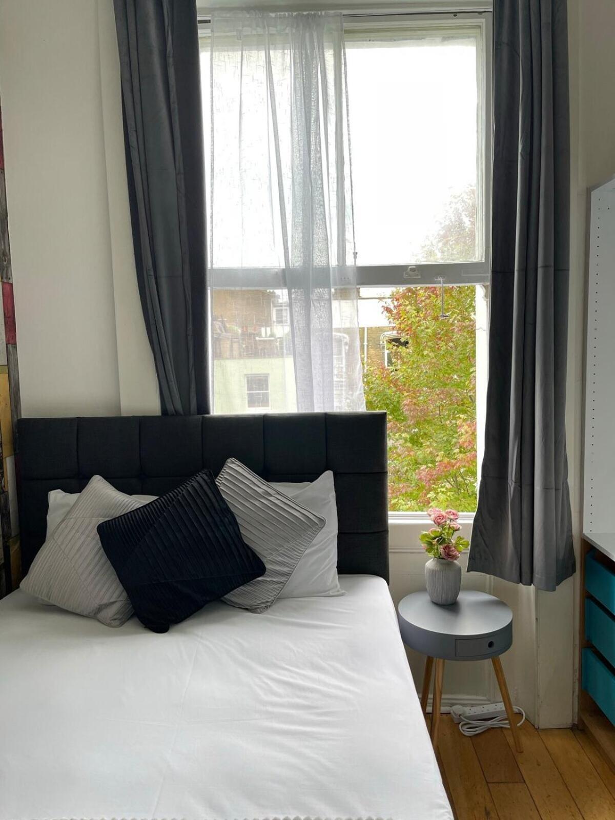Portobello Road Artistic Studios 'Budget' ロンドン 部屋 写真