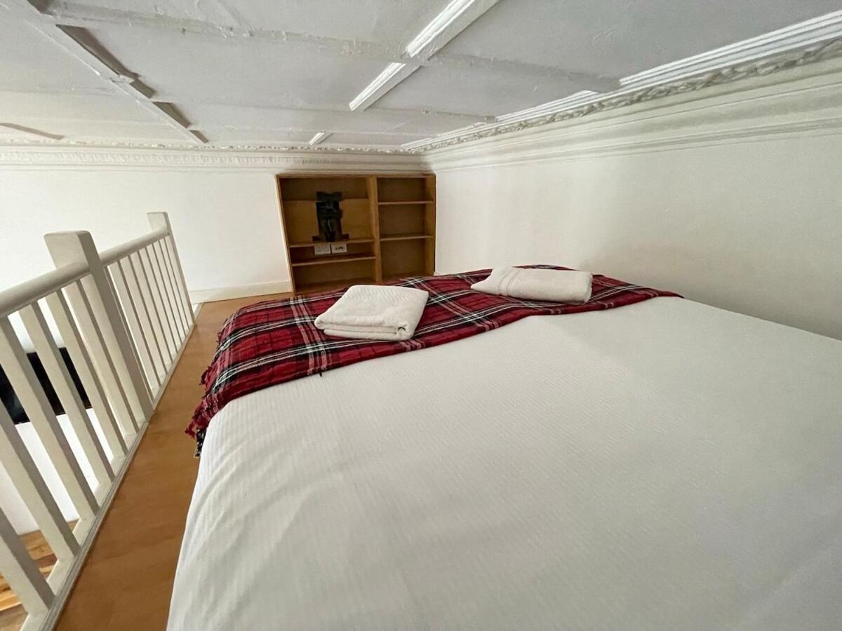 Portobello Road Artistic Studios 'Budget' ロンドン 部屋 写真