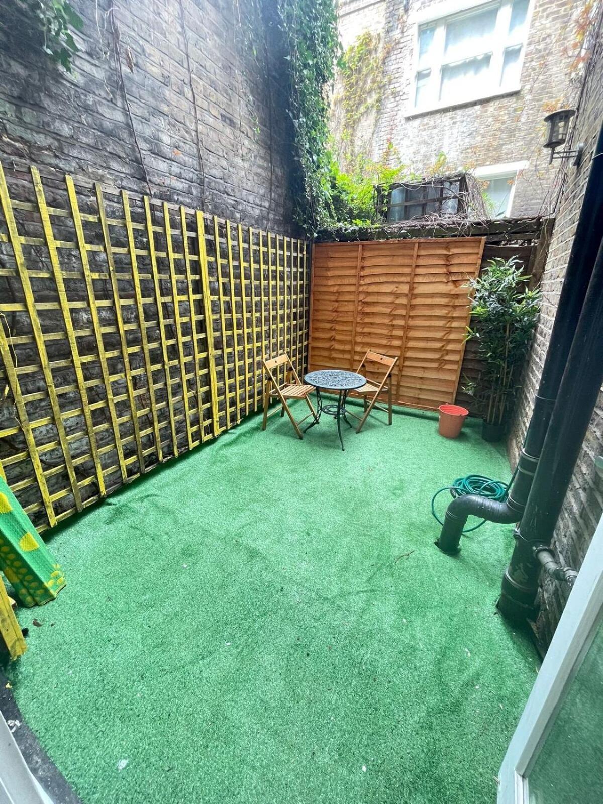 Portobello Road Artistic Studios 'Budget' ロンドン 部屋 写真