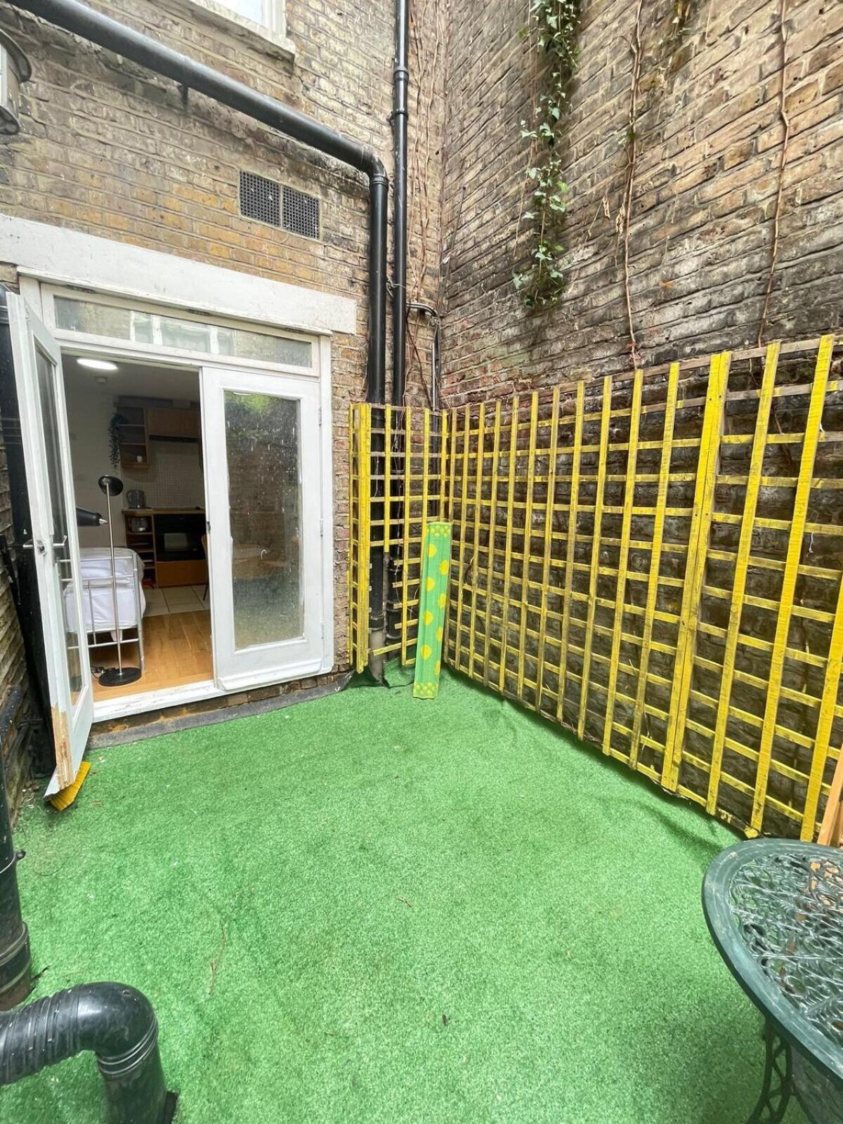 Portobello Road Artistic Studios 'Budget' ロンドン 部屋 写真